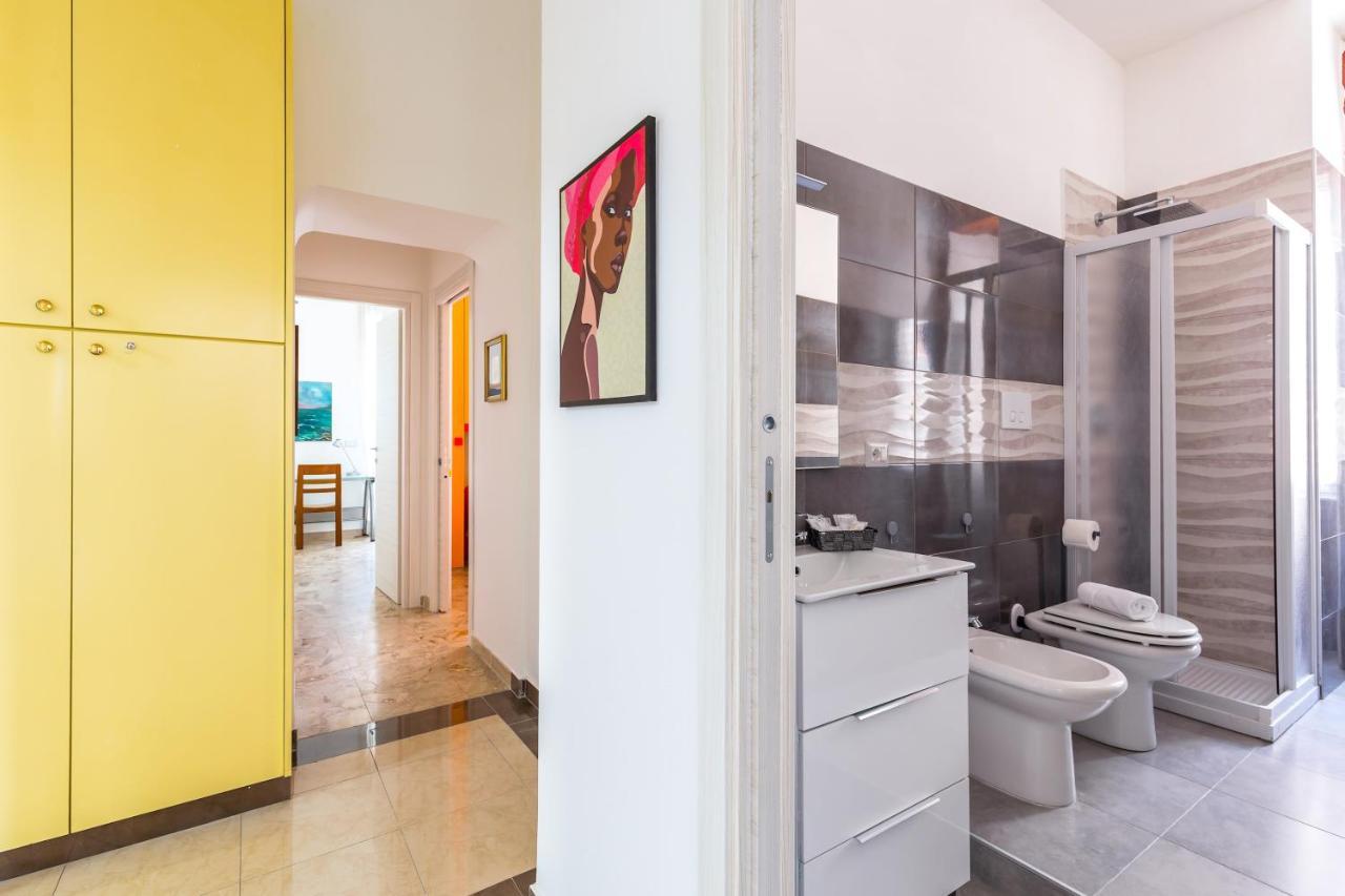 Rione Emanuele III - 4 Bedroom Apartment เนเปิลส์ ภายนอก รูปภาพ